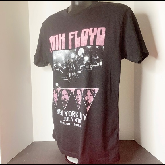 Pink Floyd NYC July 4th Wooster Hall T-Shirt - Picture 2 of 4